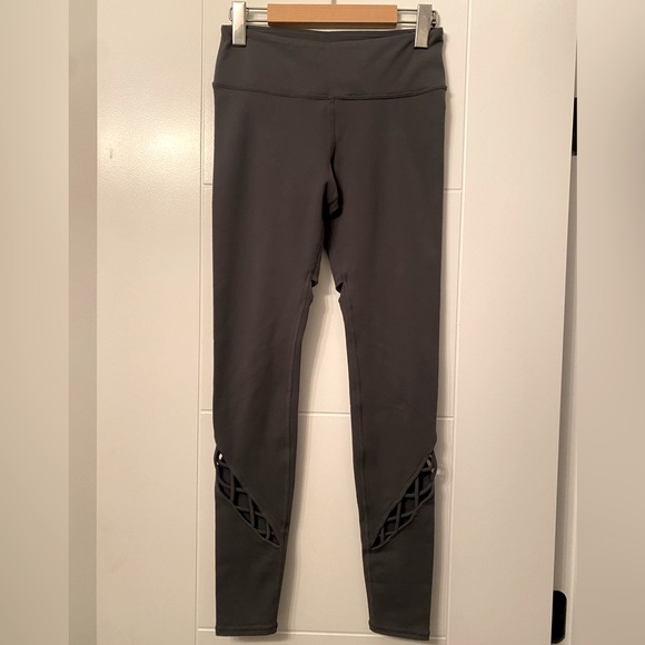 ALO Yoga Pants - ALO- Grey full length legging